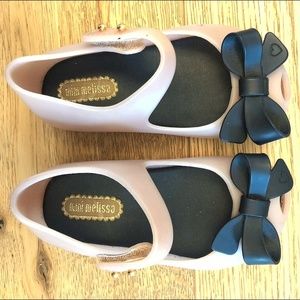 Mini melissa toddler 6 pink flats with black bow